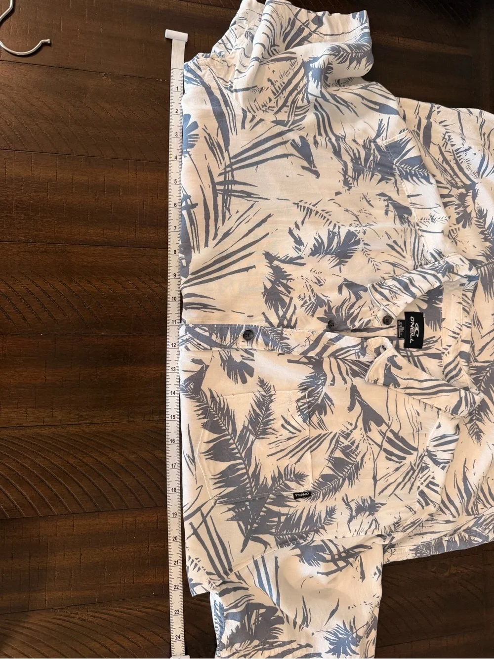 O’Neill Men’s XL Modern Fit Tropical Palm Print Short Sleeve Button Down Shirt